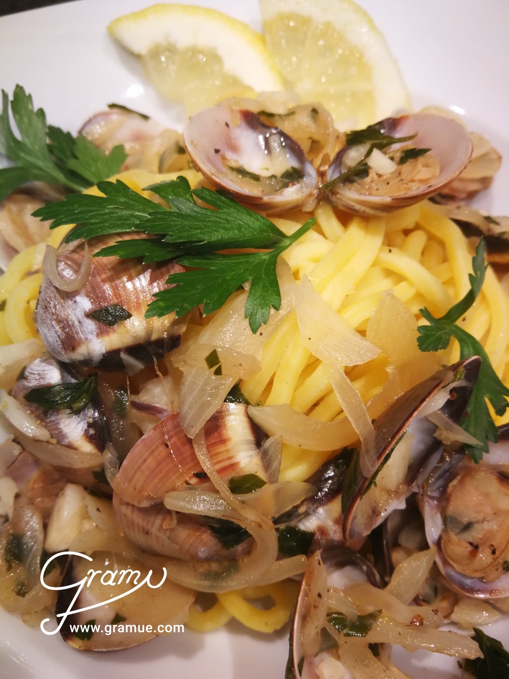 Spaghetti alla vongole_H