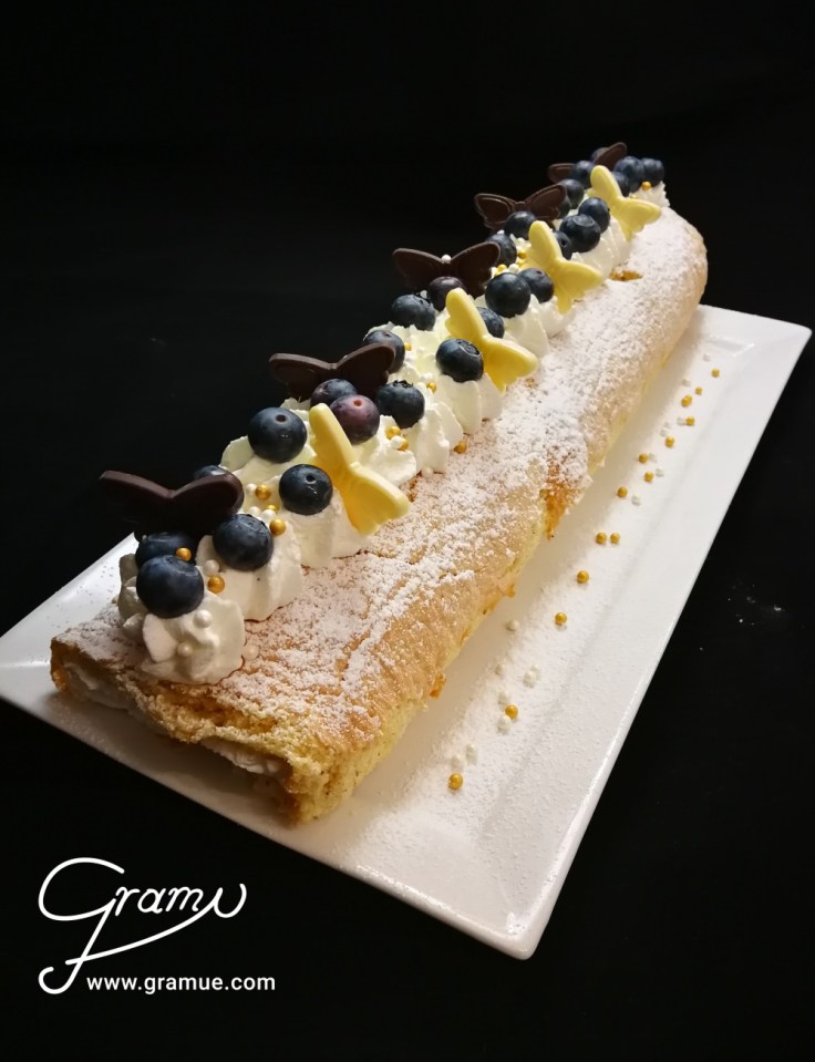 Heidelbeer_Topfen_Roulade_D