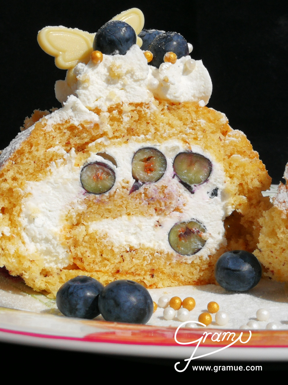 Heidelbeer_Topfen_Roulade_F_Titel