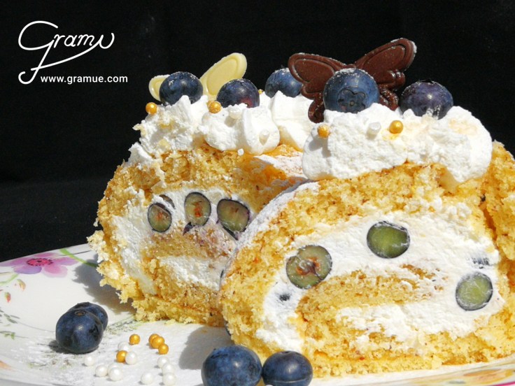 Heidelbeer_Topfen_Roulade_I_Titel